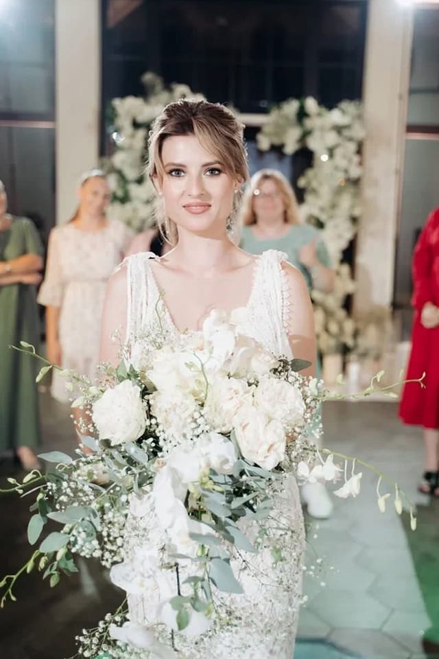 bridal makeup artist